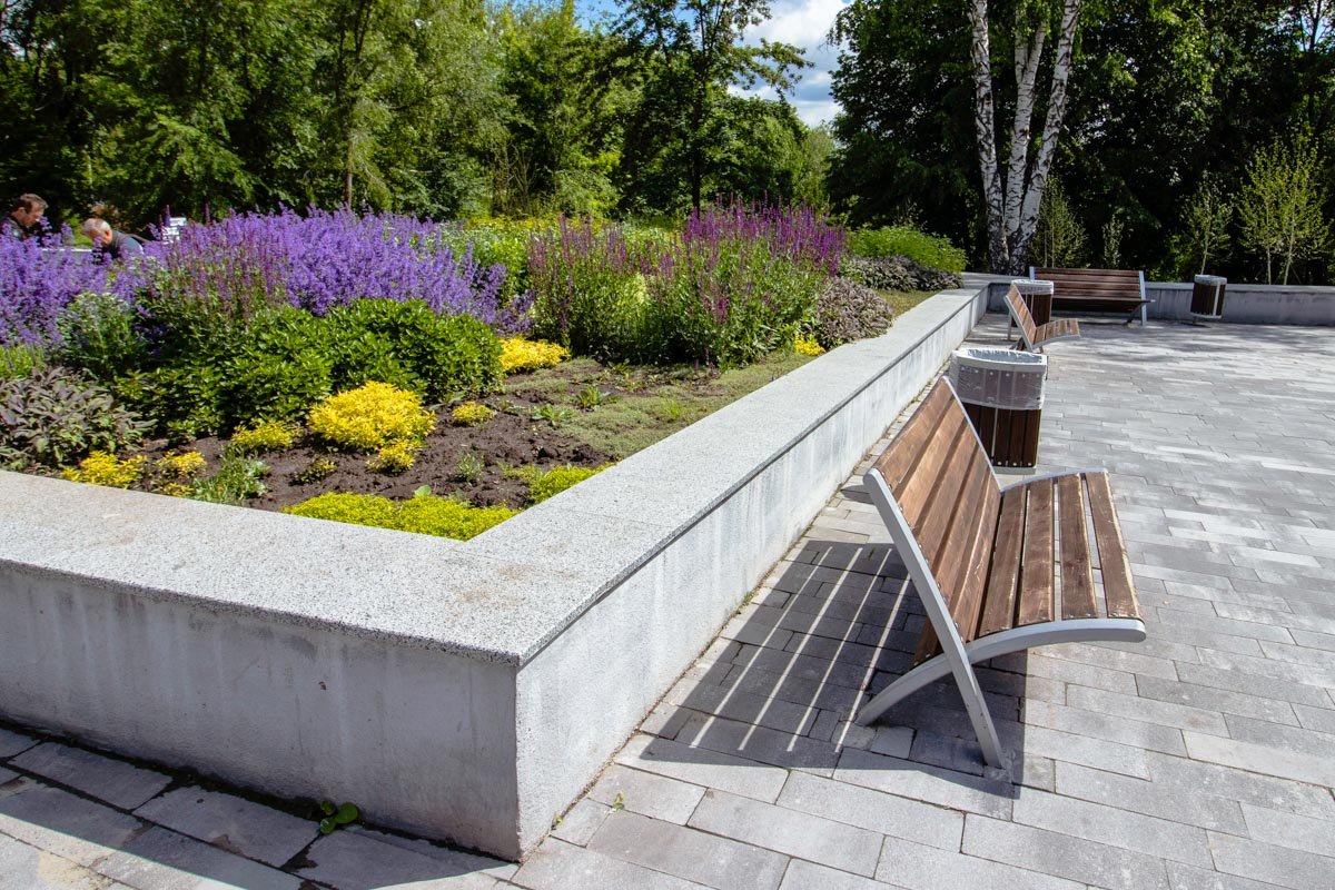 Аллея влюбленных, городок с аттракционами и зеленый лабиринт: как преображаются парки Днепра 2