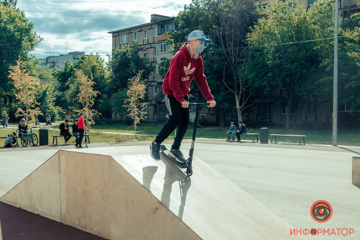 Главное не забывать смотреть под ножки Главное не забывать смотреть под ножки