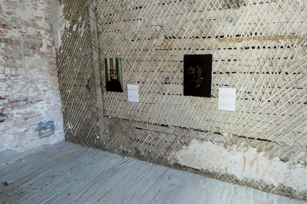 Информация переведена на украинский и английский языки