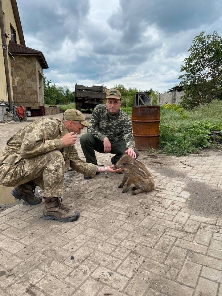 Мэр Каменского приехал к украинским защитникам в зону ООС 2