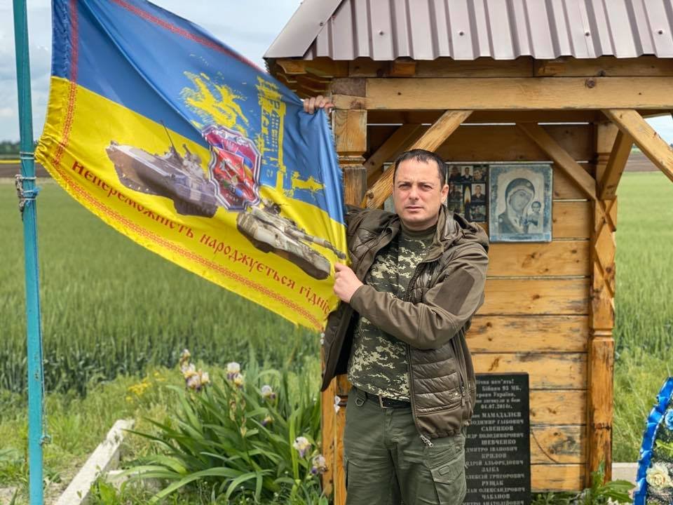 Мэр Каменского приехал к украинским защитникам в зону ООС 3