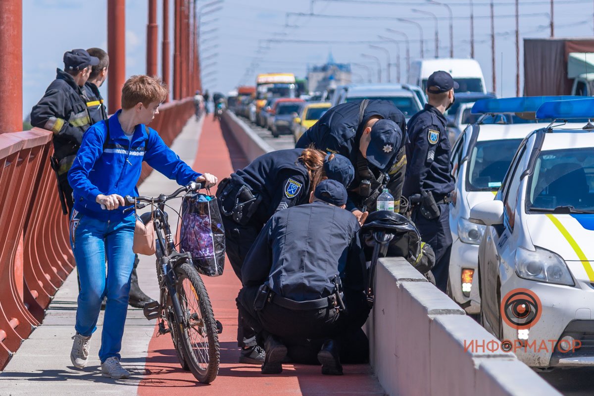 Предварительно, накануне она выпила много таблеток