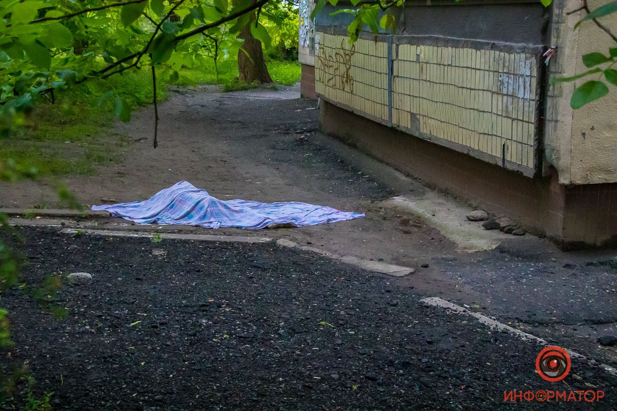 Позже на место прибыл сын умершей Позже на место прибыл сын умершей