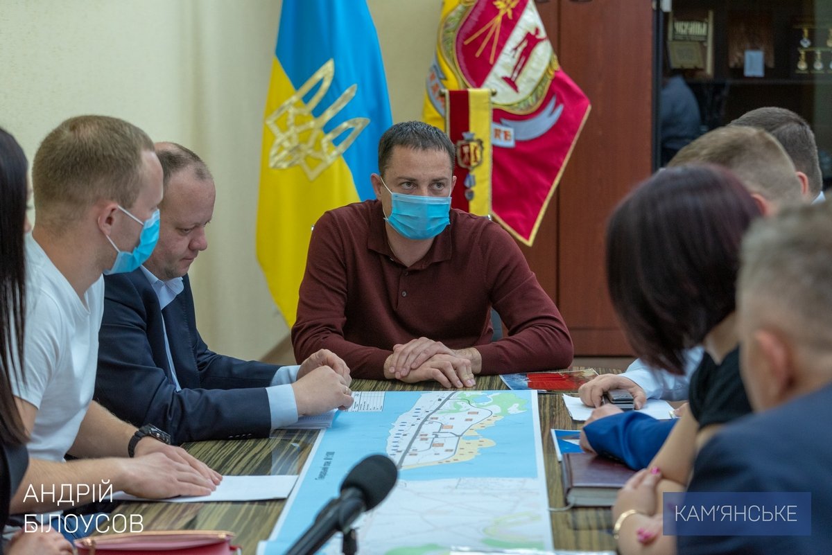 В Каменском обсуждали предпроектные наработки по строительству современной набережной 1