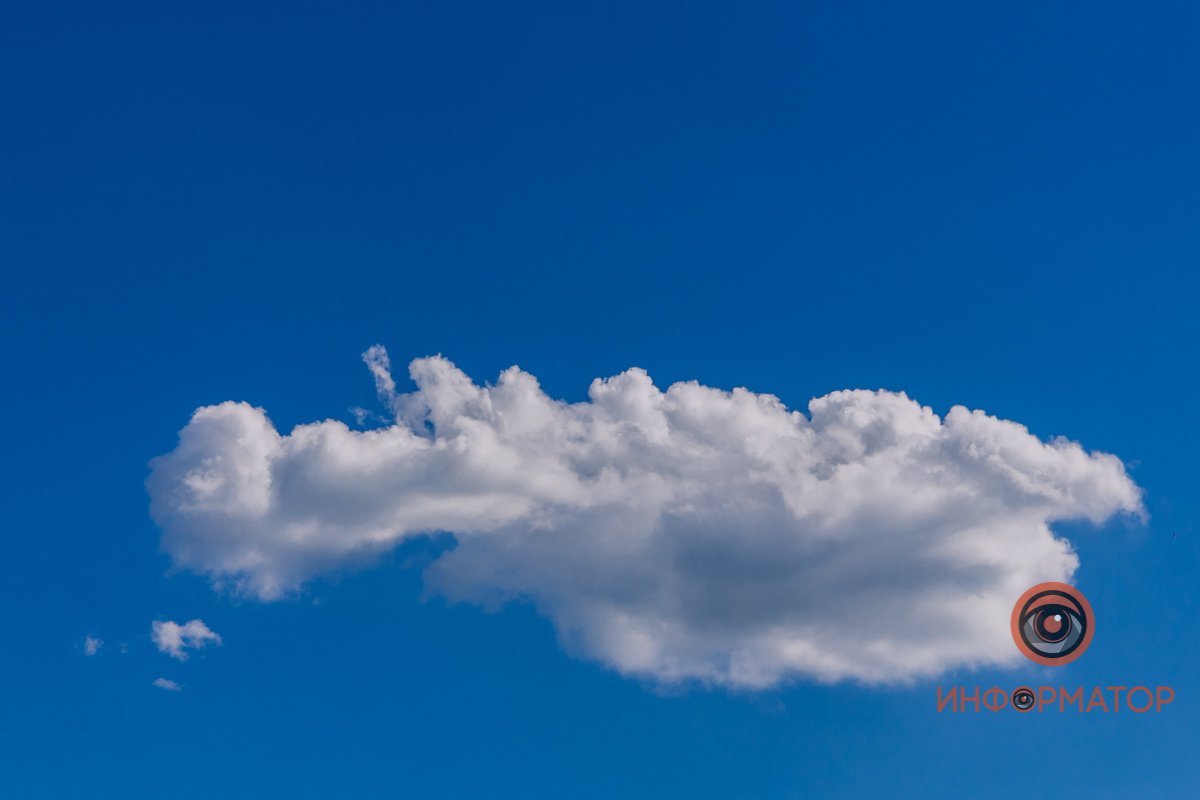 В небе над Днепром появились пушистые облака 4
