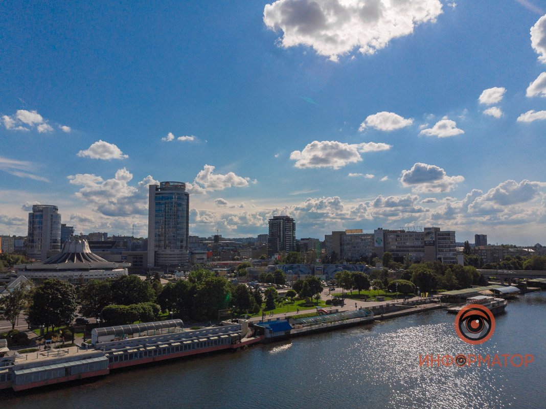 В небе над Днепром появились пушистые облака 15