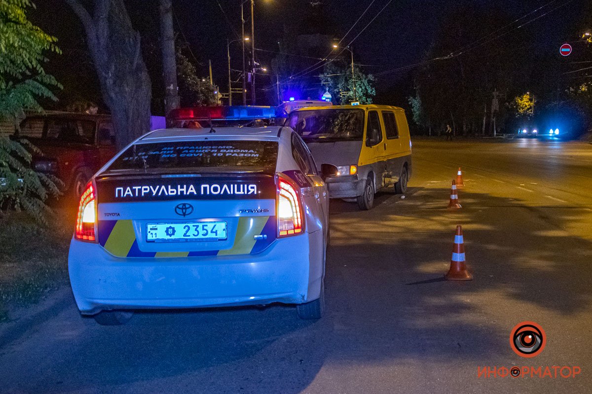 На месте работает полиция На месте работает полиция