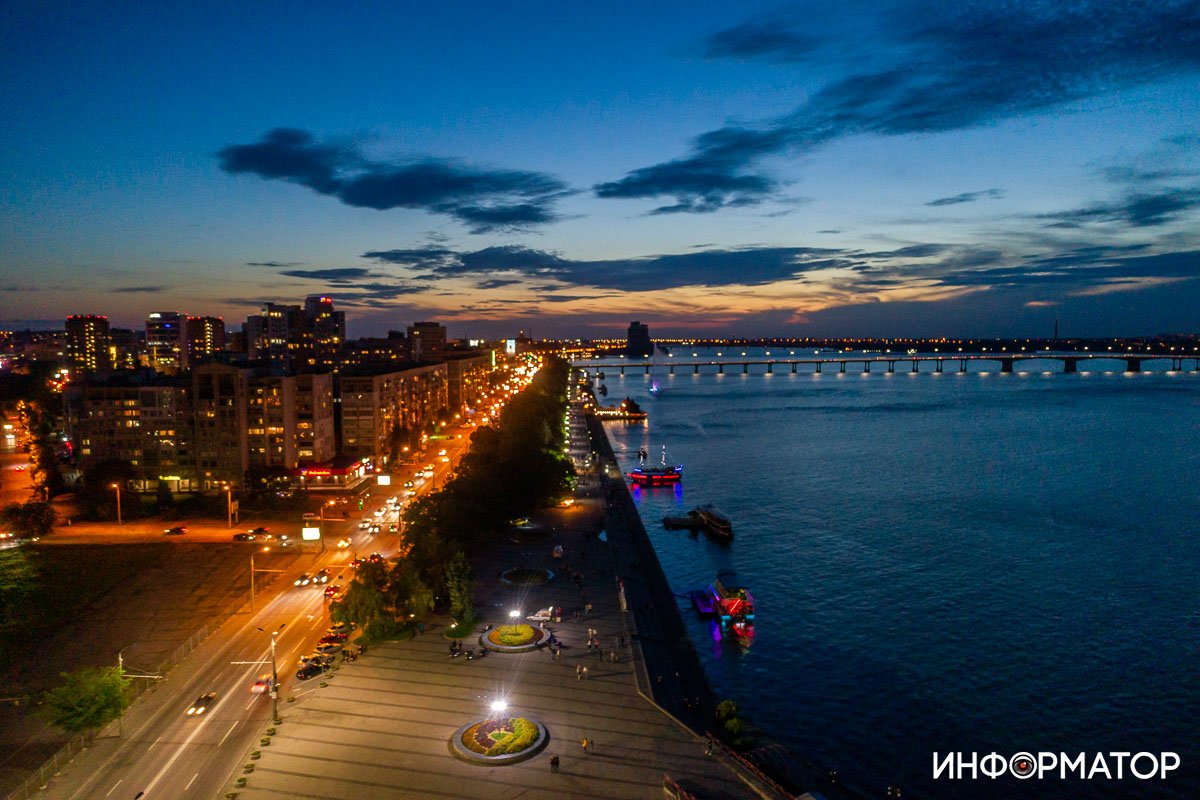 Два потока Два потока