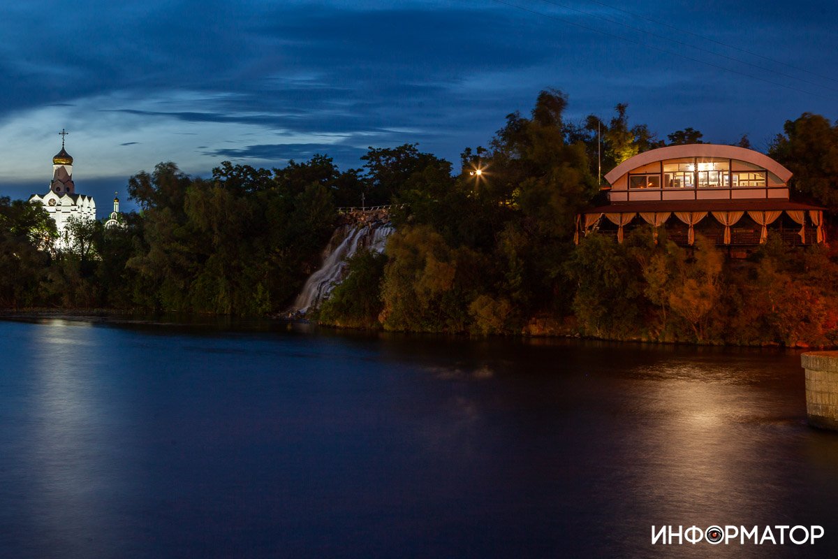 Как будто три разных фото Как будто три разных фото