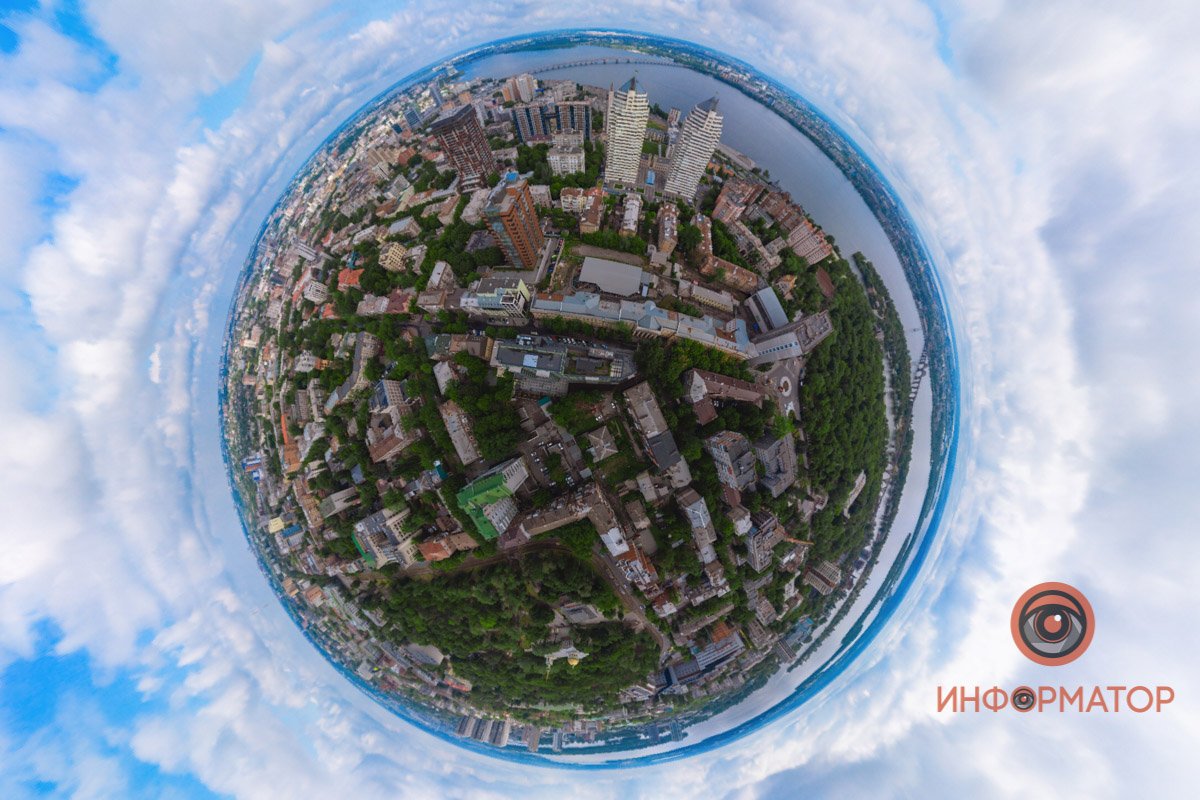 Большой человеческий муравейник Большой человеческий муравейник