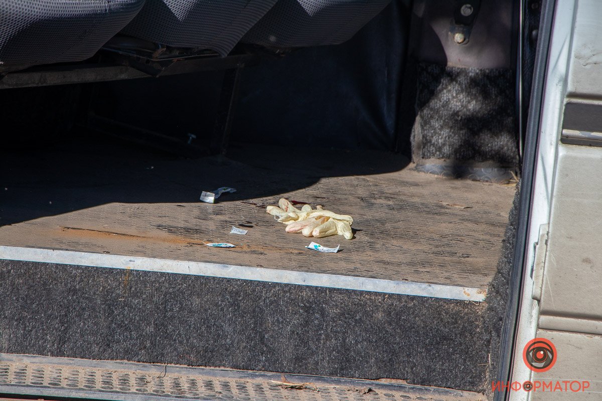 Пострадавшая находилась в сознании, но самостоятельно выйти из салона не могла