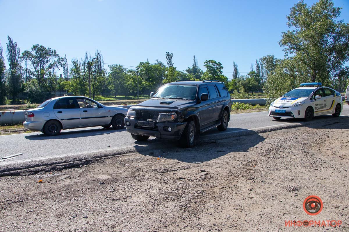 Mitsubishi поворачивал налево