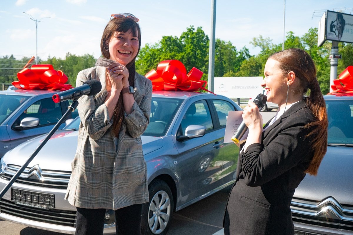 15 человек стали немножко счастливее