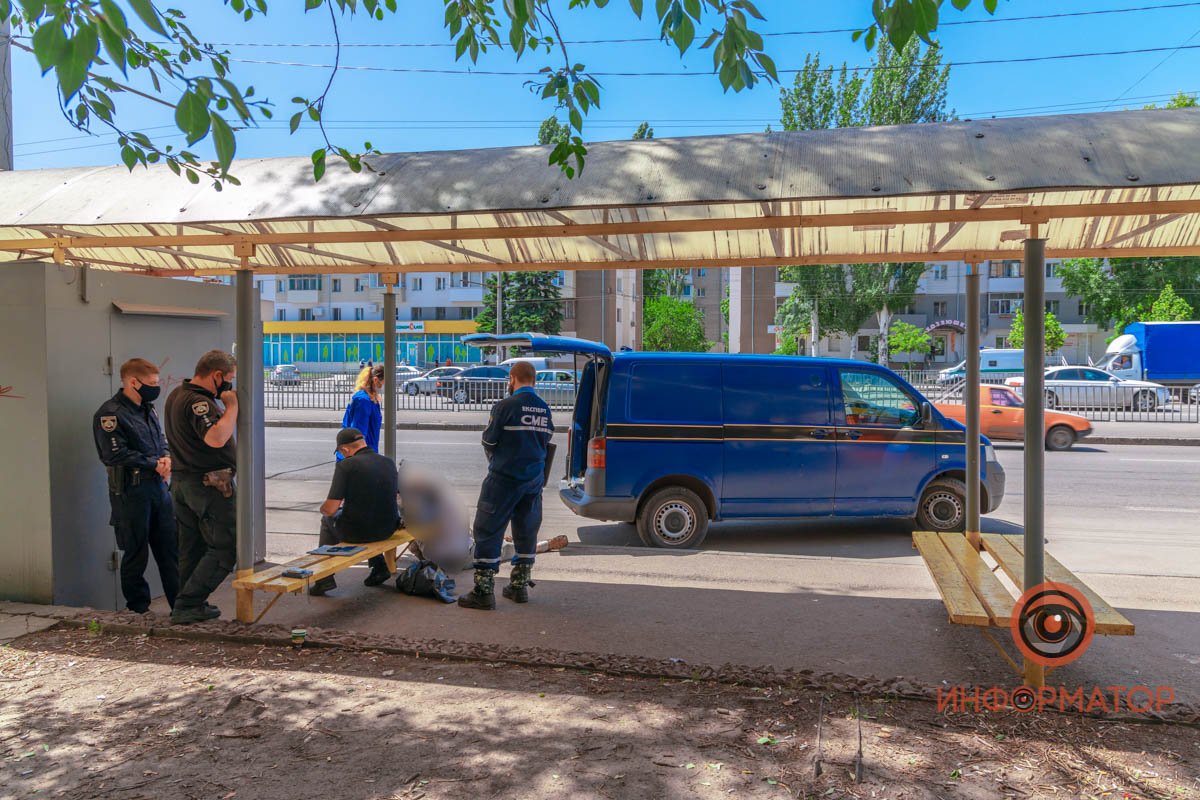 При себе у мужчины были документы