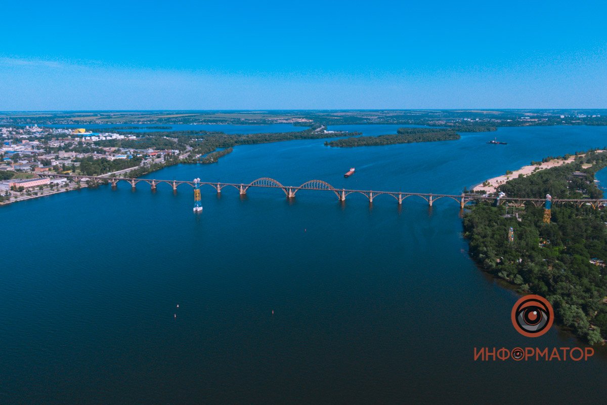 Дома не успеют оглянуться, Дома не успеют оглянуться,