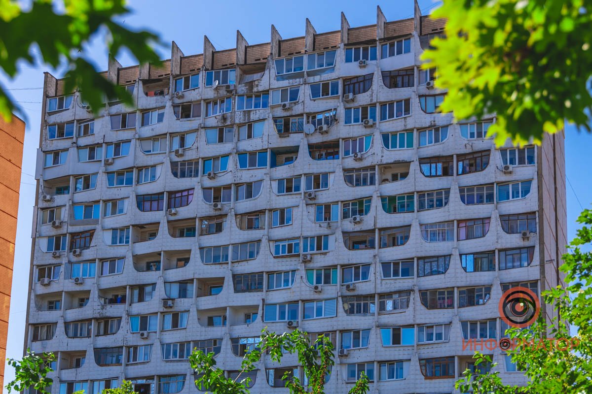 Приснилось мне жаркое лето, Хлеба в человеческий рост