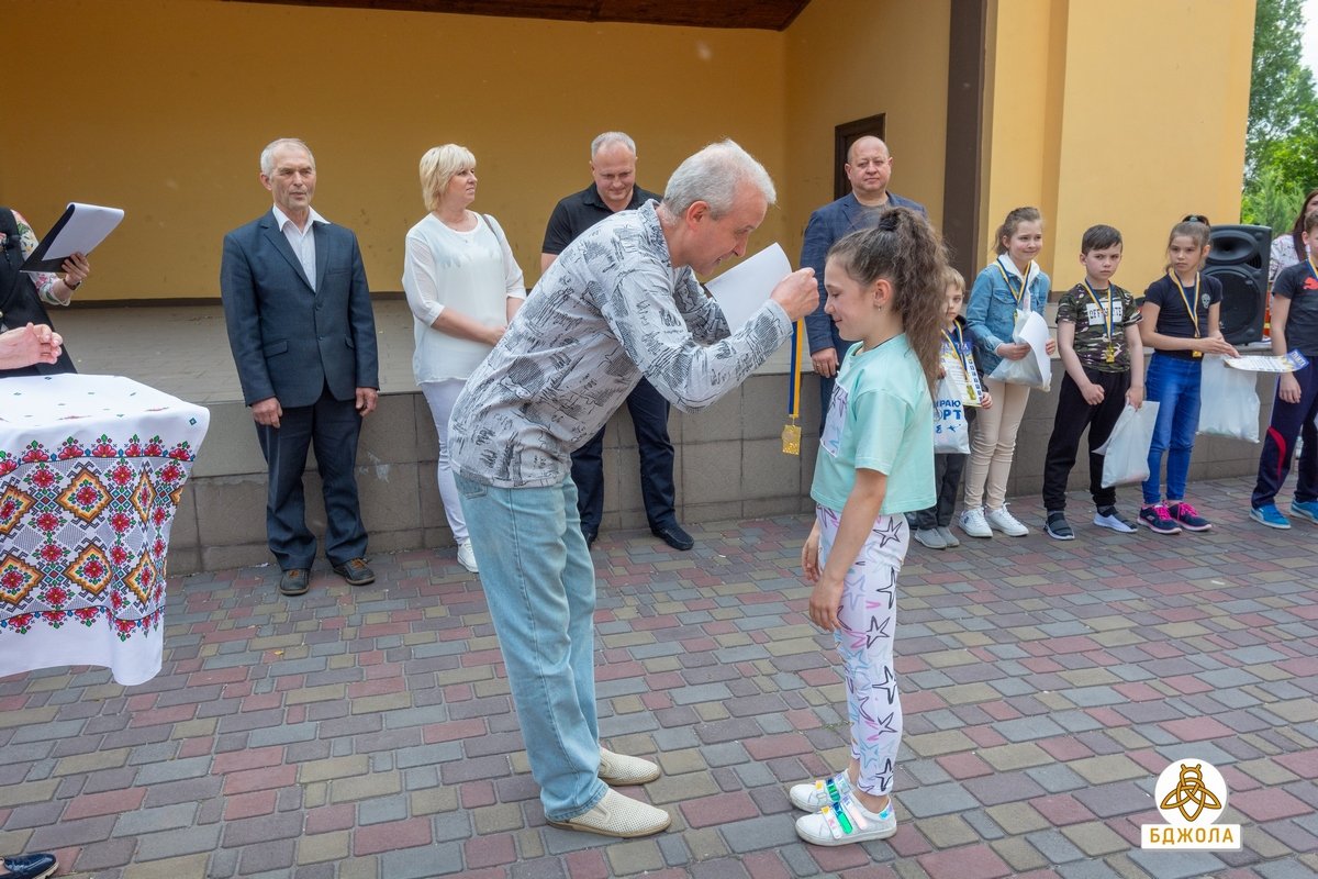 ОО "Бджола" вручила награды 3