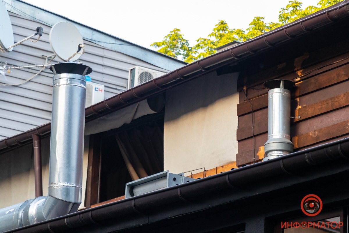 Задымление в кафе "Черчилль" в Днепре: посетители вышли до приезда спасателей 13