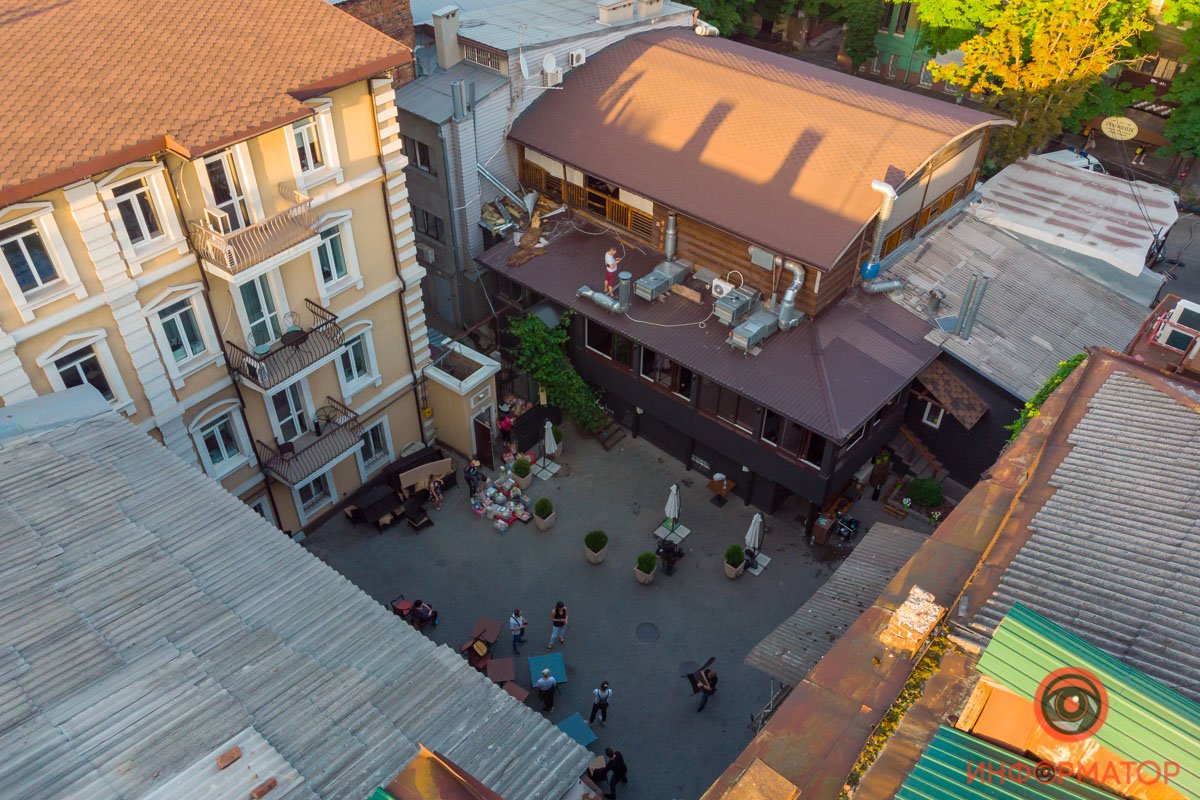 Задымление в кафе "Черчилль" в Днепре: посетители вышли до приезда спасателей 15