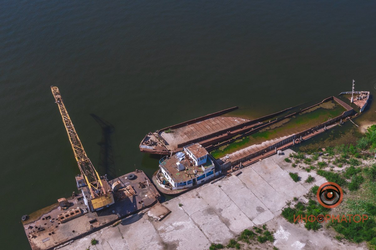 Большой корабль способна утопить только большая глупость