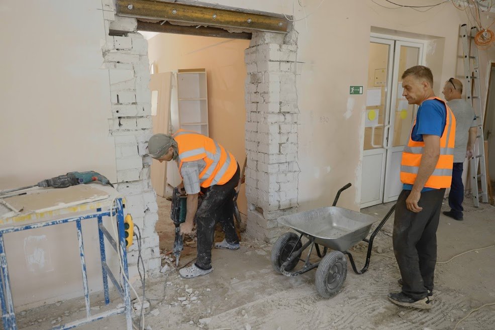 В Днепре в этом году реконструируют 9 медицинских центров 1