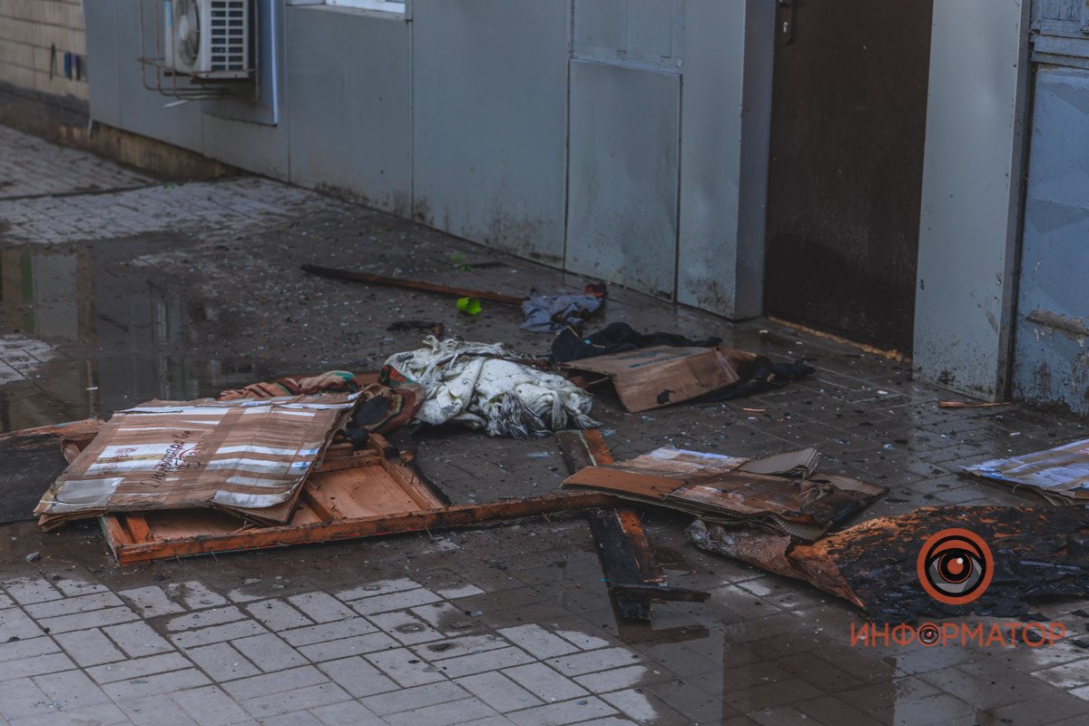 Общая площадь пожара - 6 квадратных метров