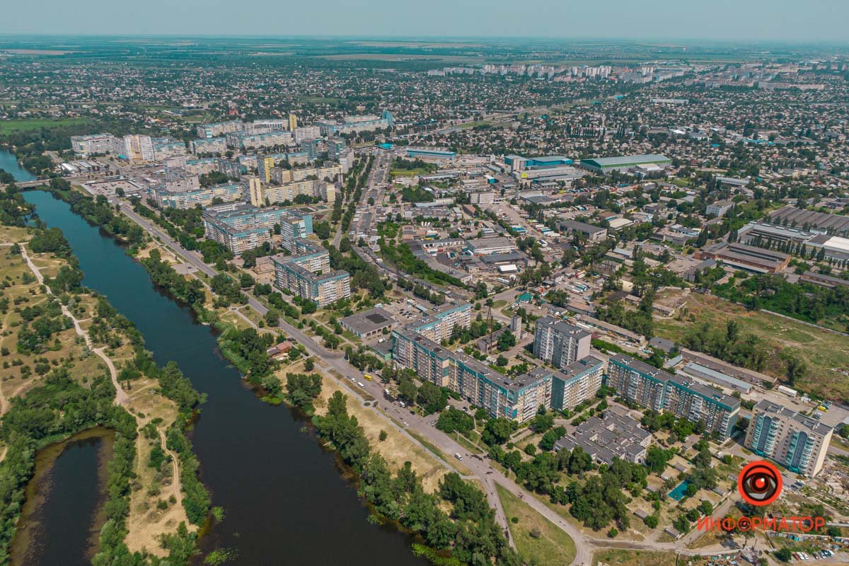 Сложно говорить о достопримечательностях спального района, однако Фрунзенскому все же удалось заиметь несколько Сложно говорить о достопримечательностях спального района, однако Фрунзенскому все же удалось заиметь несколько