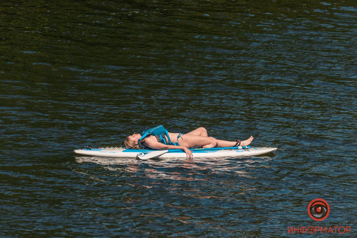 ... а н-нет, не нашли, здесь все такой же ад. ... а н-нет, не нашли, здесь все такой же ад.