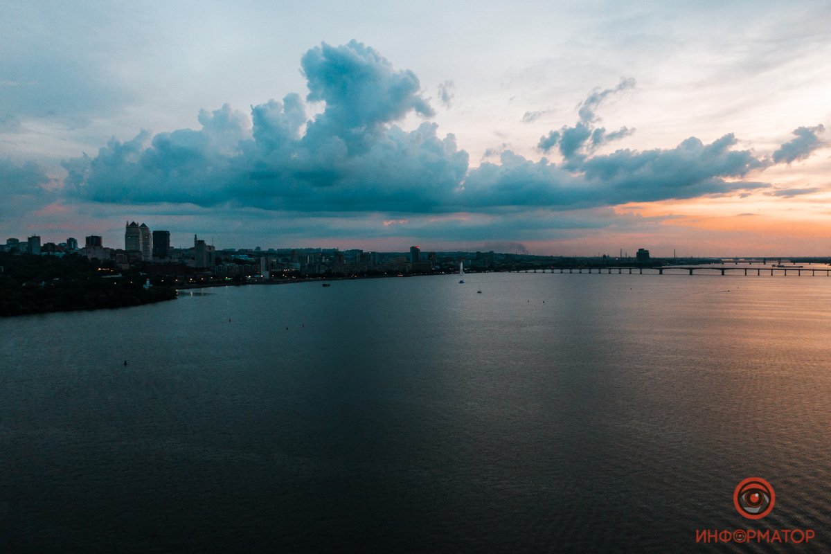 Полосы на воде Полосы на воде