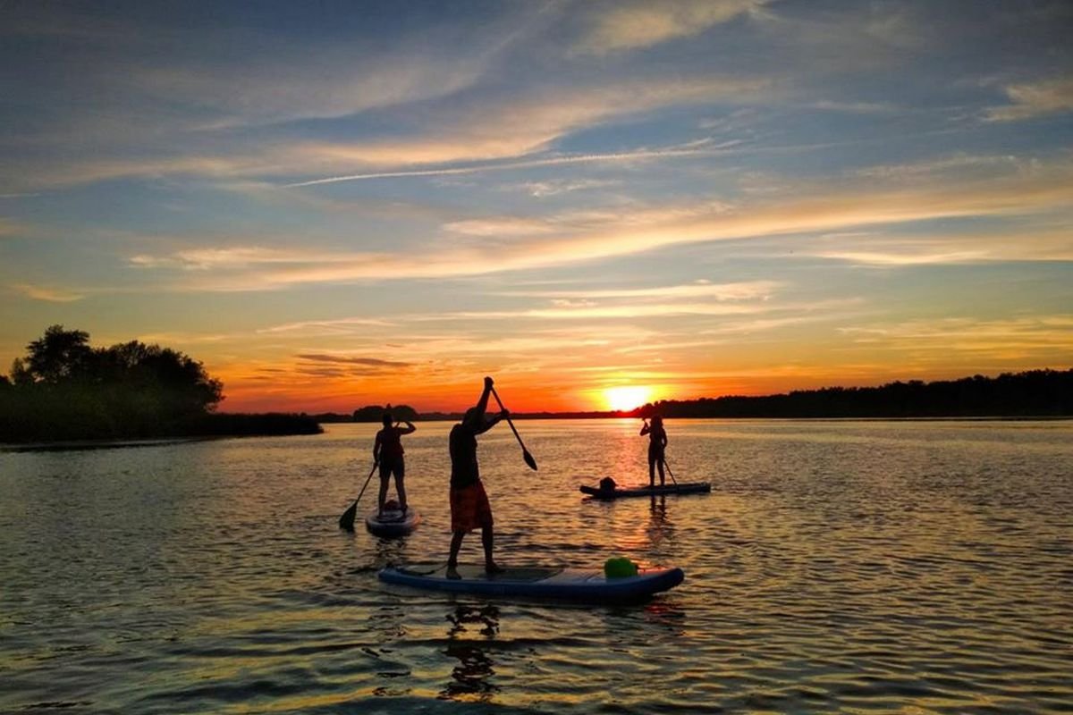 Встретить удивительный закат на сап-досках Встретить удивительный закат на сап-досках