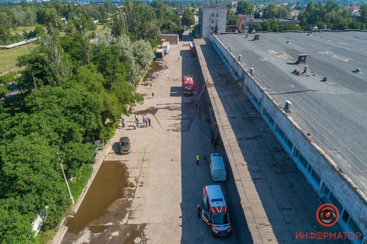 Огнем охватило 200 квадратных метров Огнем охватило 200 квадратных метров