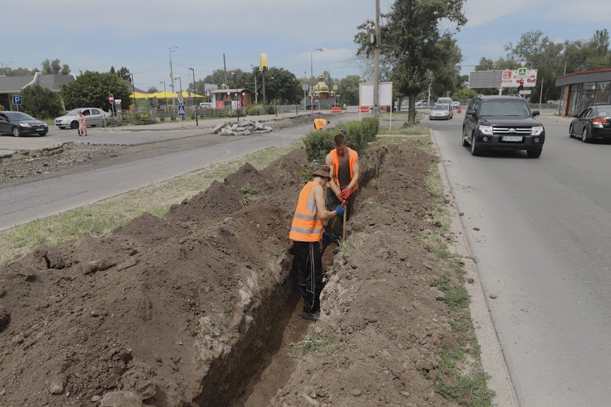 В Днепре начали капитальный ремонт улицы Юрия Кондратюка 1
