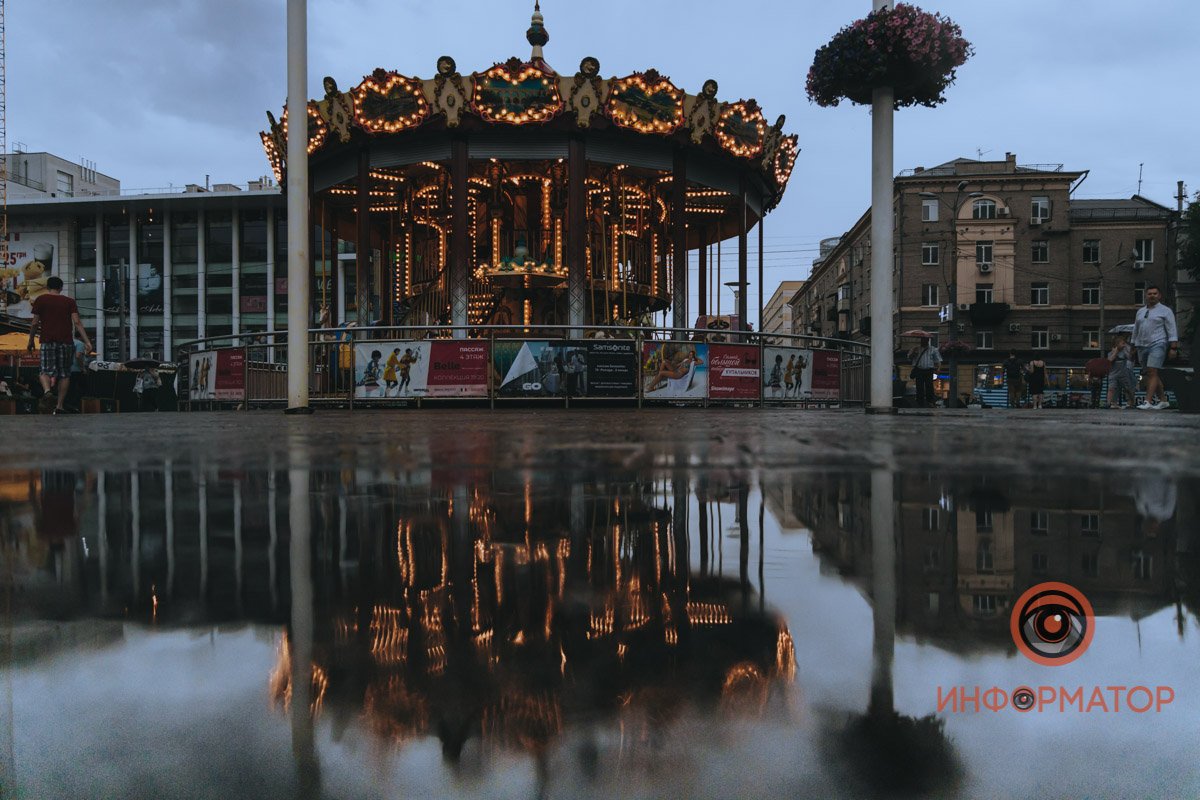 По Днепру вновь прошелся летний дождь: непогода в фото 12