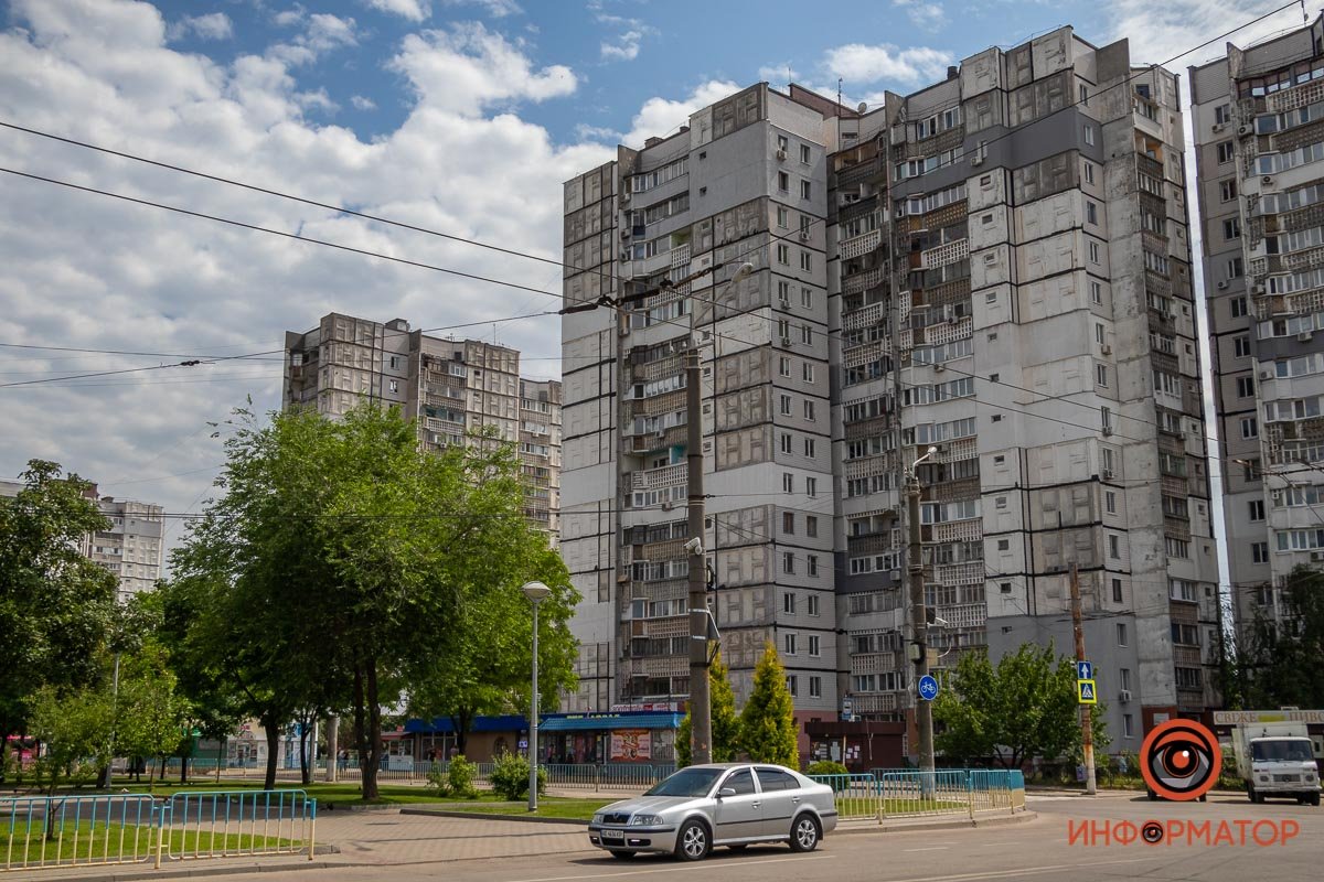 Как выглядит проспект Мира в Днепре в пасмурный летний день 24