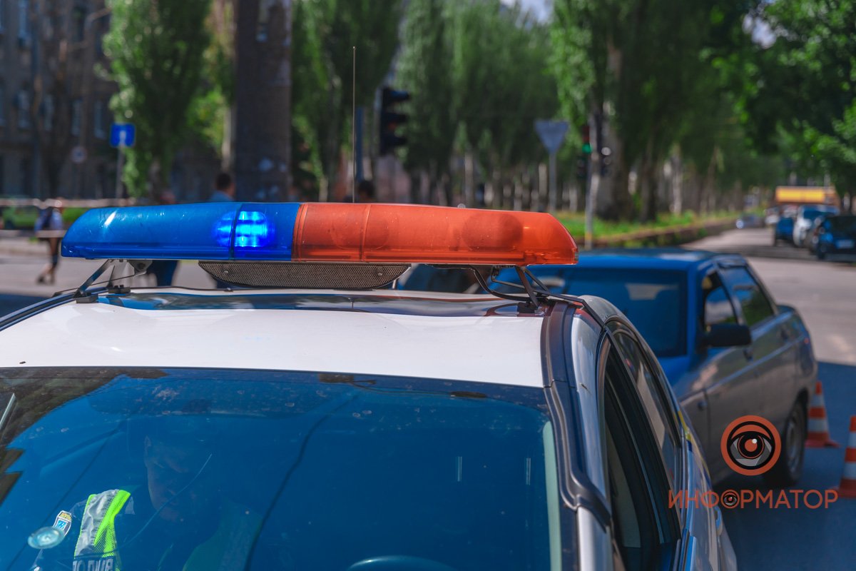 На месте работают сотрудники патрульной полиции На месте работают сотрудники патрульной полиции