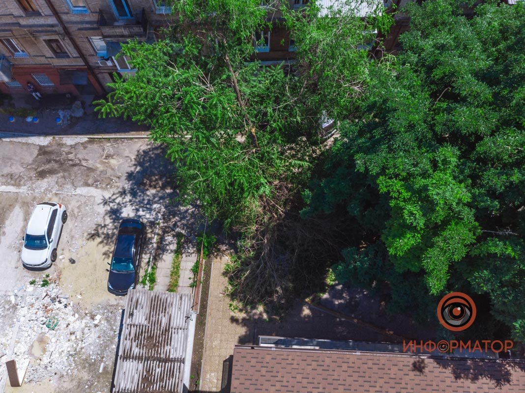 На место вызвали полицию