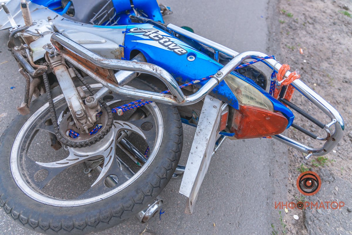 Мужчина не справился с управлением и упал 