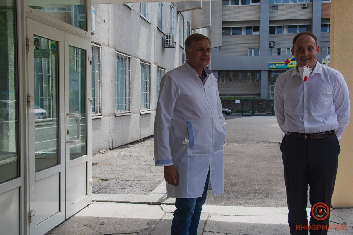 ИНТЕРПАЙП поставил 3 современных аппарата ИВЛ в больницу №8 в Днепре 3