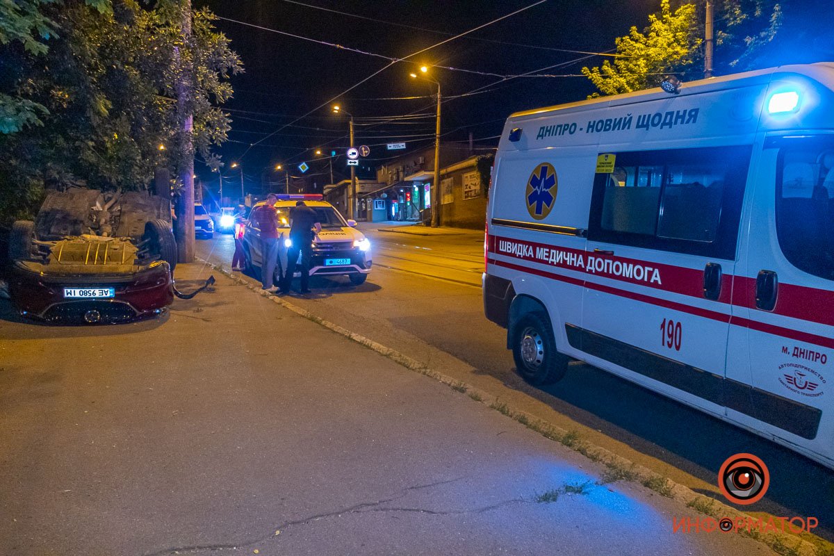 Автомобиль двигался по улице Чернышевского Автомобиль двигался по улице Чернышевского