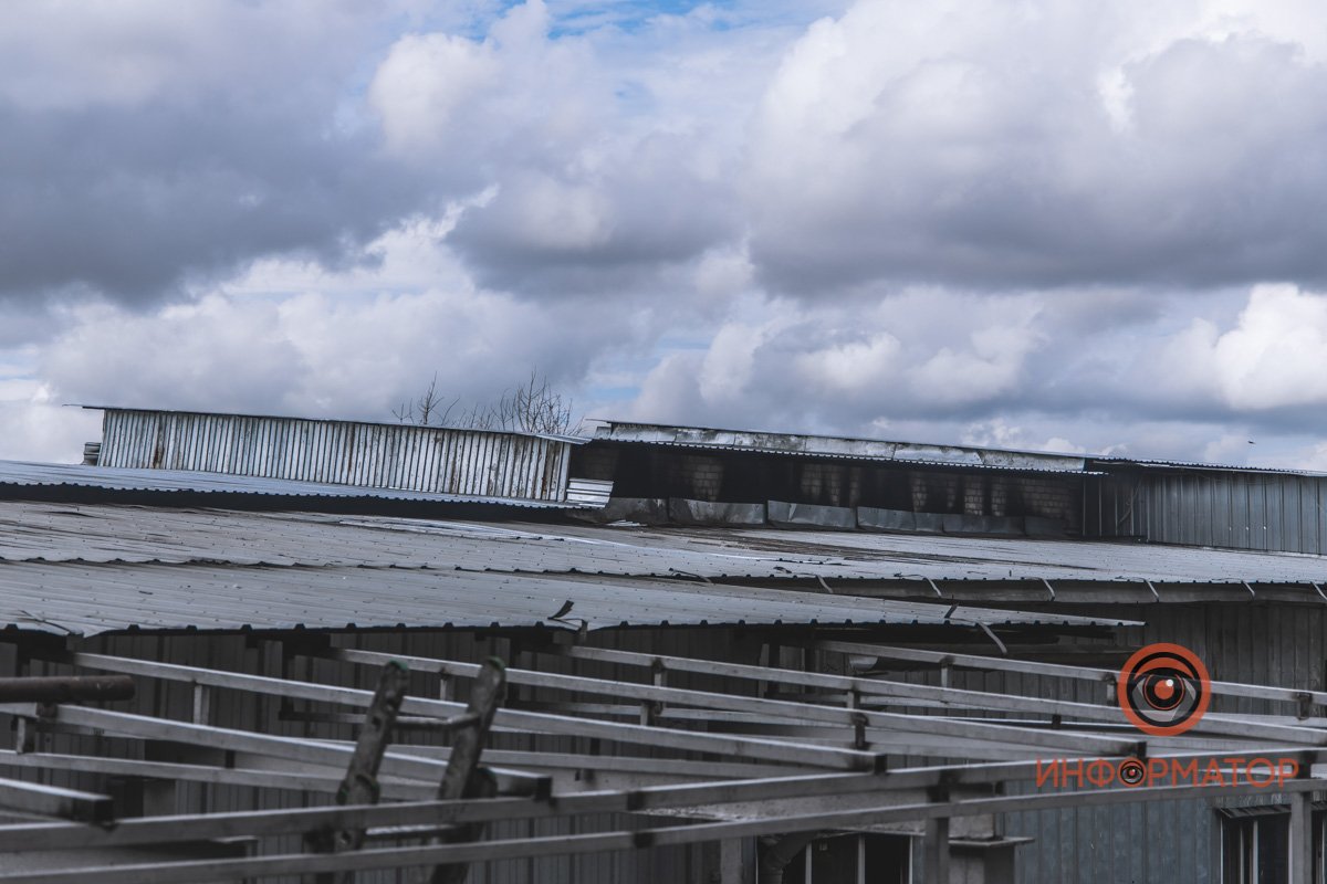 Выгорело все, что было в цеху, на общей площади в 300 м²