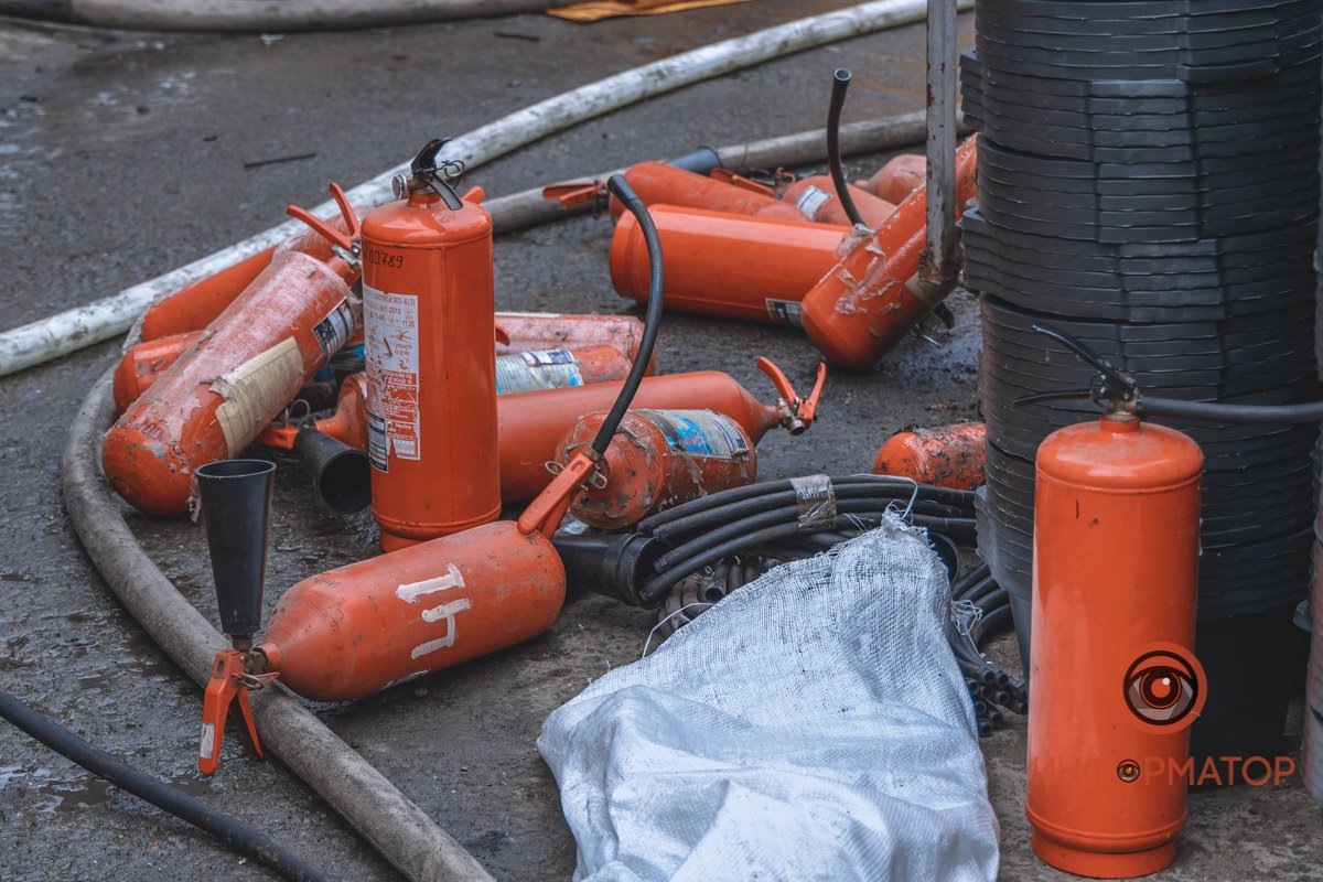 Причина возгорания устанавливается