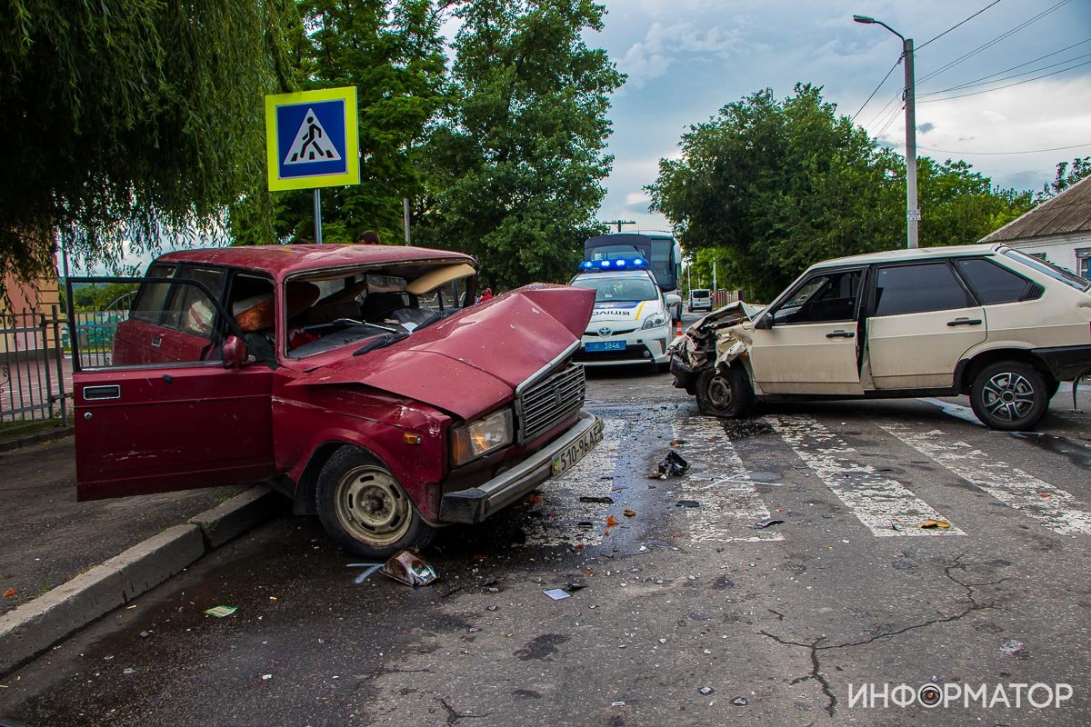 Водитель "девятки" не пострадал Водитель "девятки" не пострадал