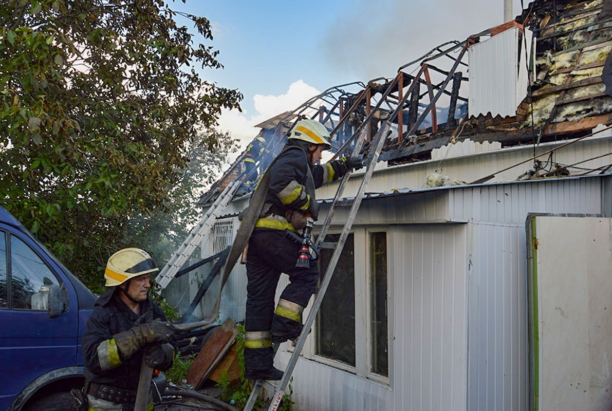 Сообщение о пожаре поступило в 16:17 Сообщение о пожаре поступило в 16:17