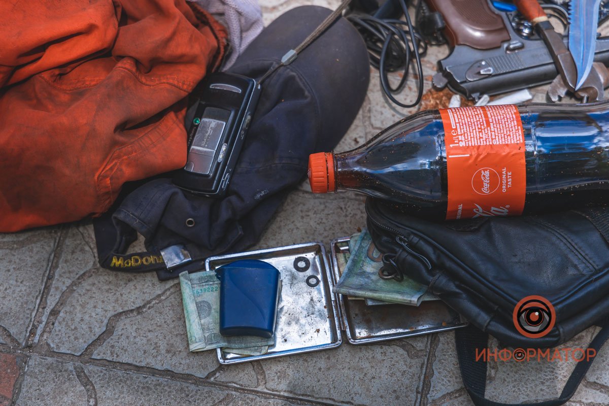 На него составили протокол за злостное неповиновение полицейским На него составили протокол за злостное неповиновение полицейским