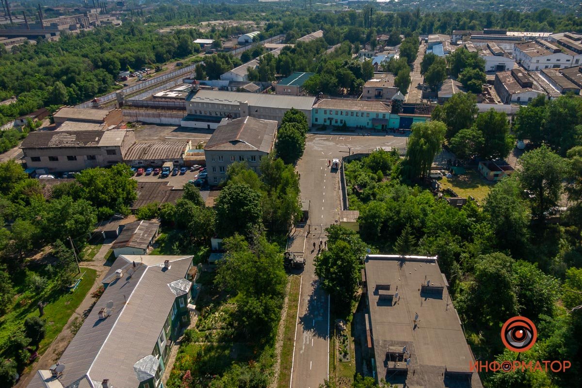 В Днепре на Данилы Галицкого заметили вооруженных правоохранителей и спецтехнику: что происходит 2