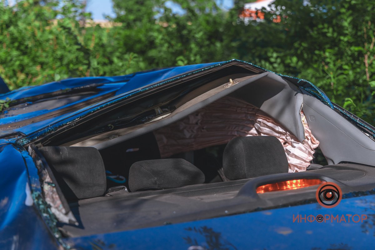 Предварительно, водитель не справился с управлением Предварительно, водитель не справился с управлением