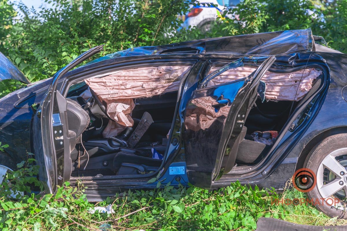 От госпитализации водитель отказался От госпитализации водитель отказался