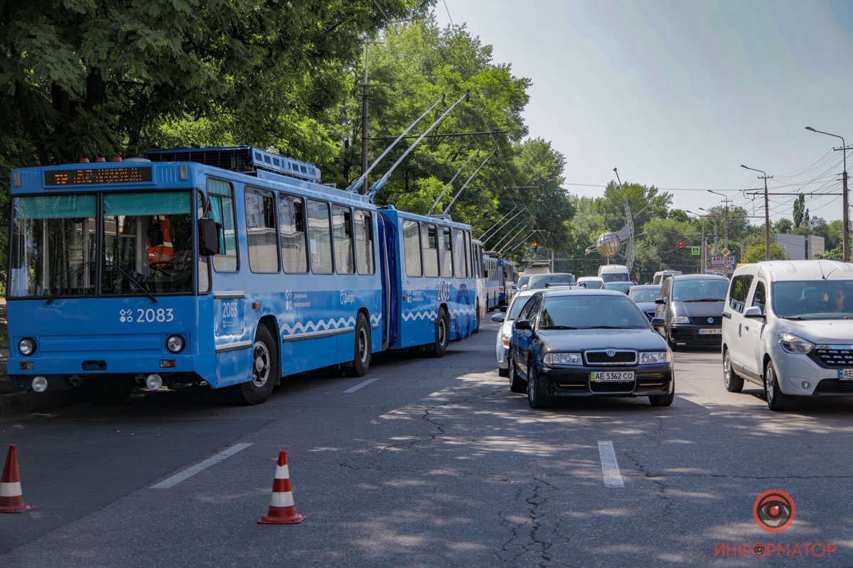 Из-за аварии собралась пробка