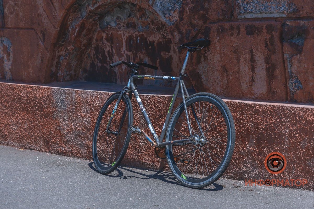 25-летнего велосипедиста с места аварии забрала скорая