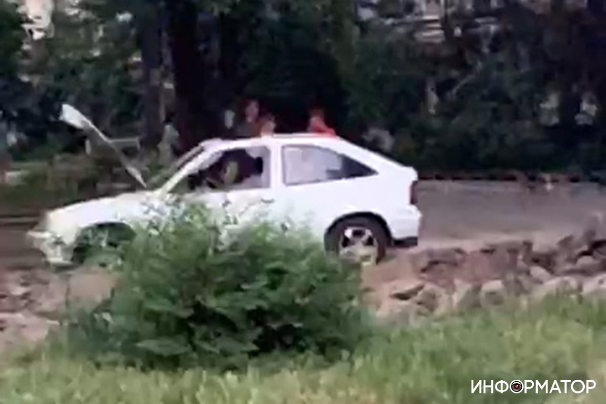 Загорелся Opel Kadett Загорелся Opel Kadett